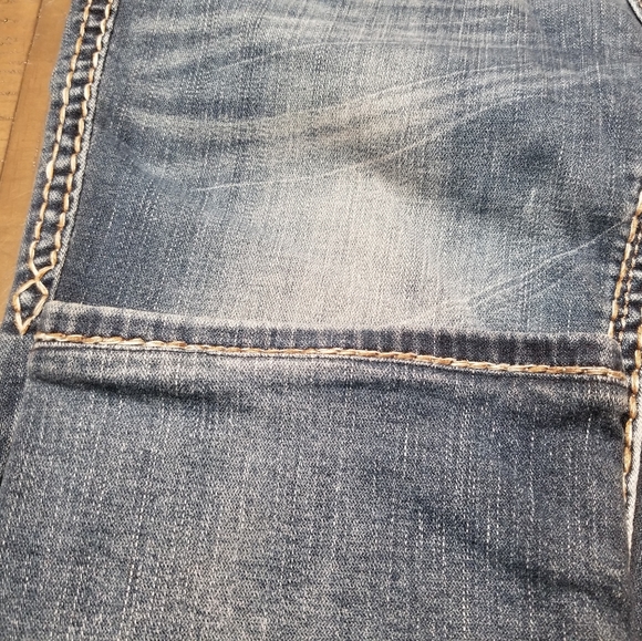 Rock Revival Jeans - Picture 3 of 5